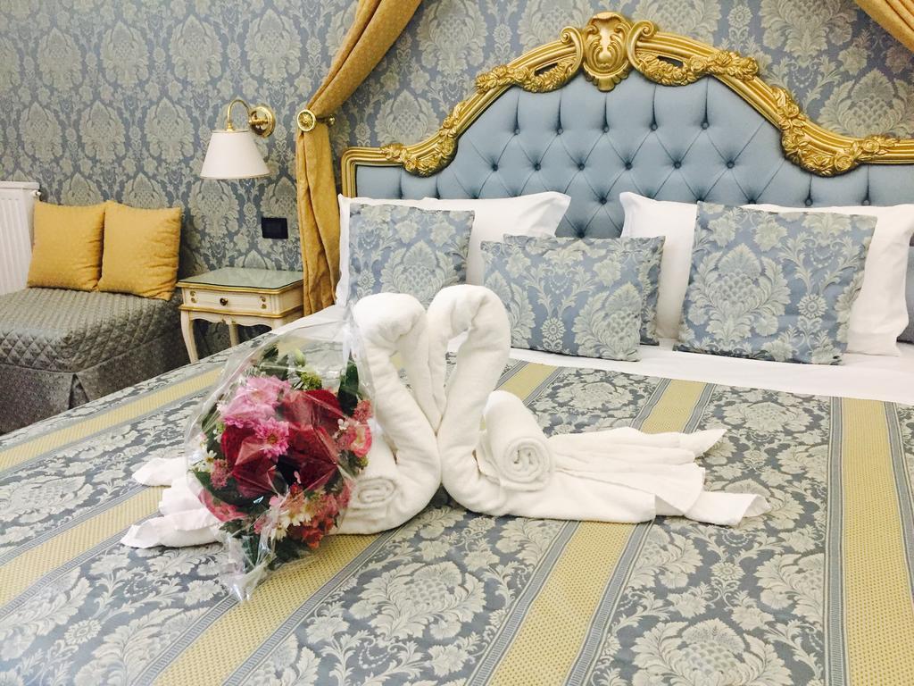 เฟรนด์ลี เวนิส สวีท Hotel ภายนอก รูปภาพ